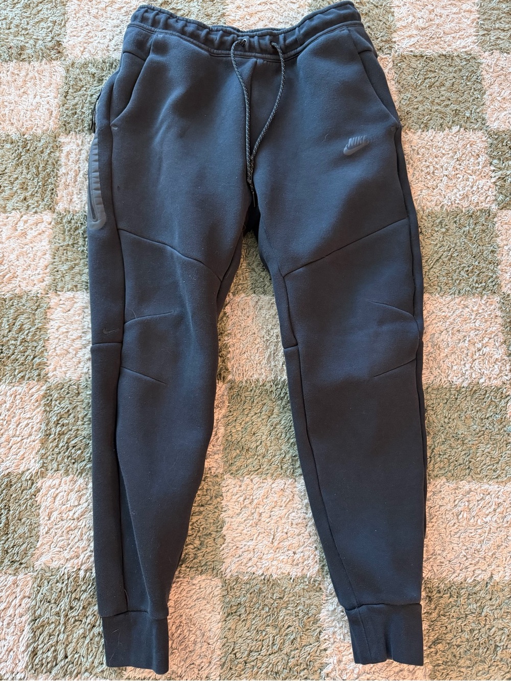 Nike Tech Black Men's Jogger Sweatpants with Drawstring